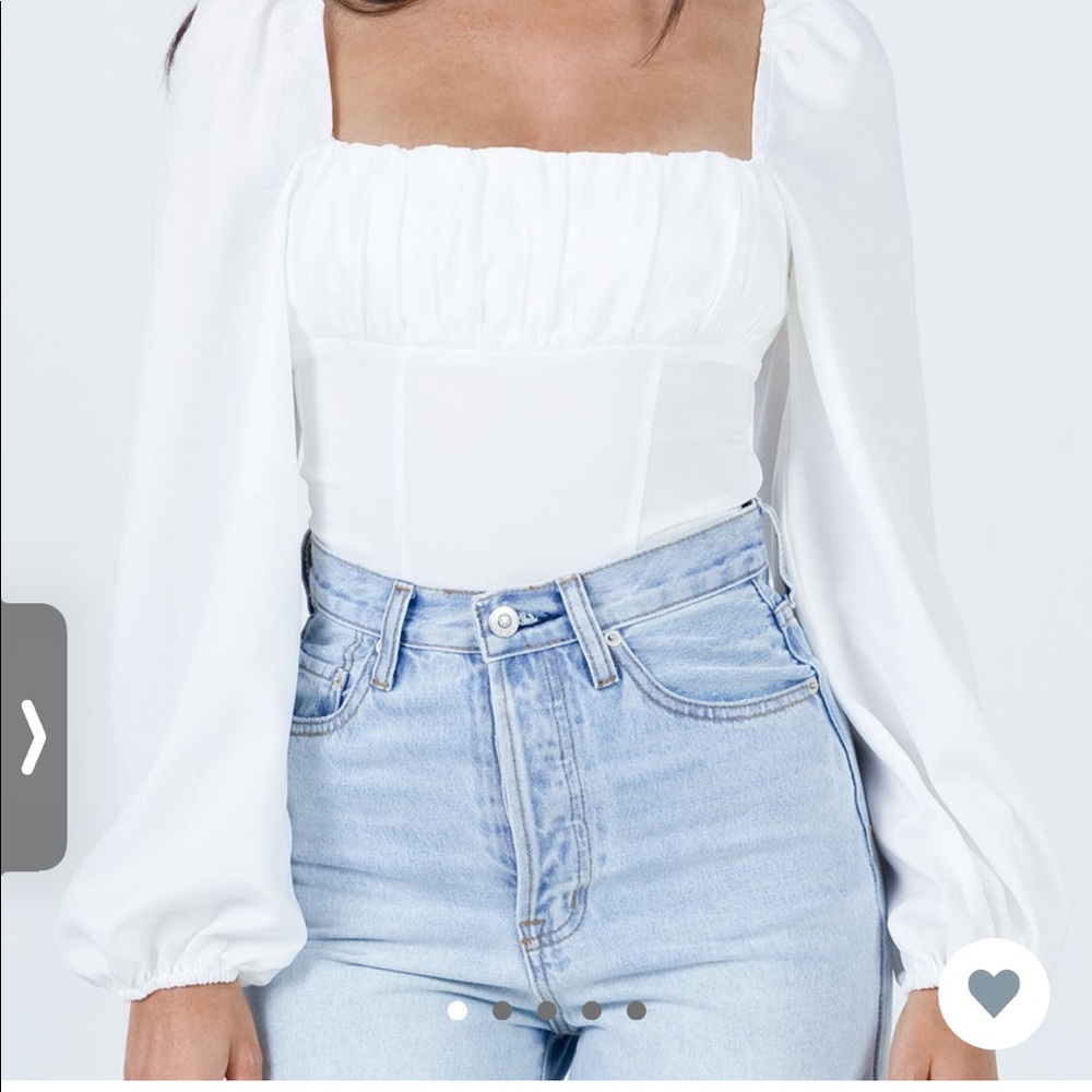 Laura bodysuit in white and black 🖤🤍🖤